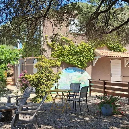 Couette-café A Casa Faggia 3*